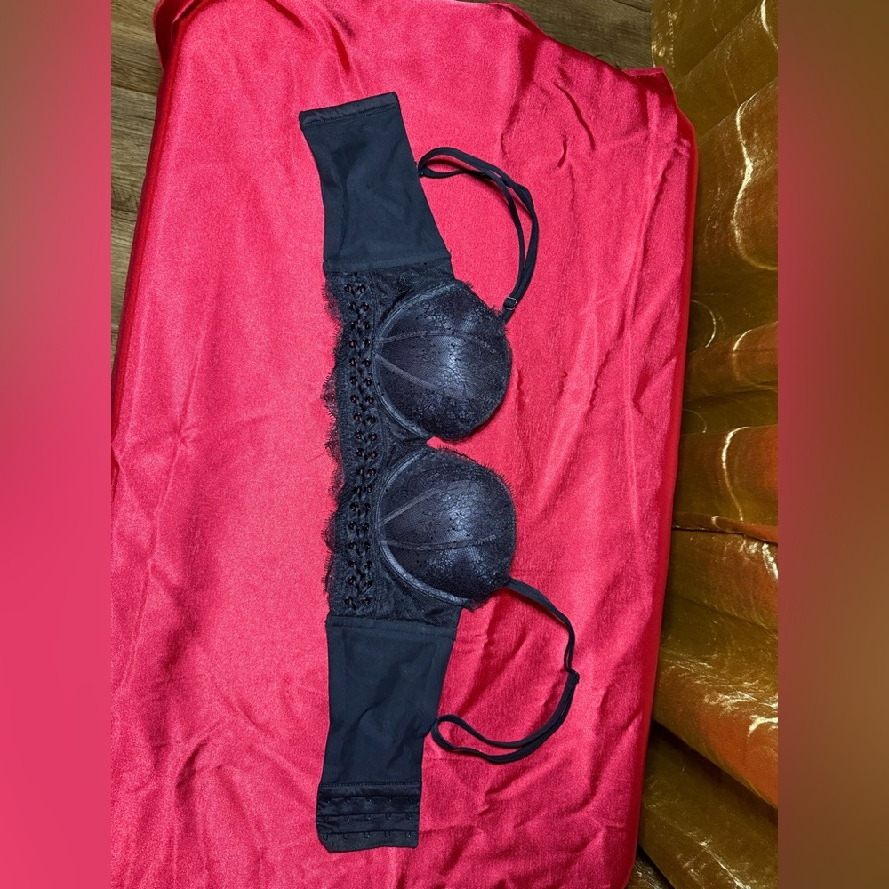 Victorias Secret black lace bra